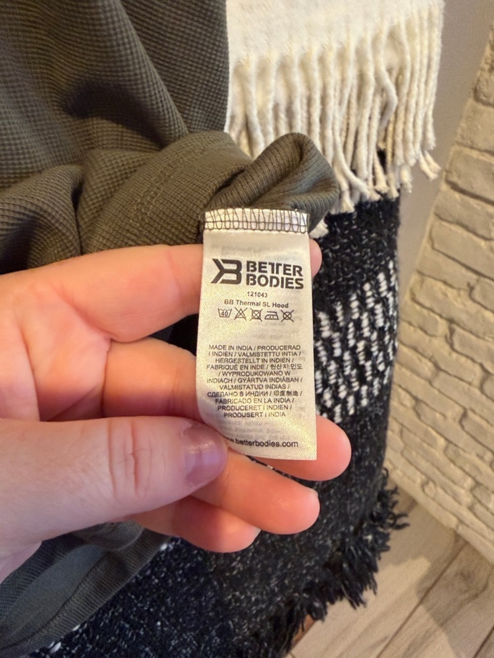 BETTER BODIES Olive Green Sleeveless Hoodie - Picture 4 of 4